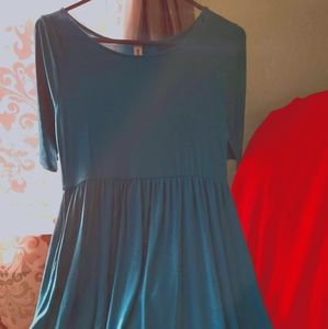 Feminine long length top